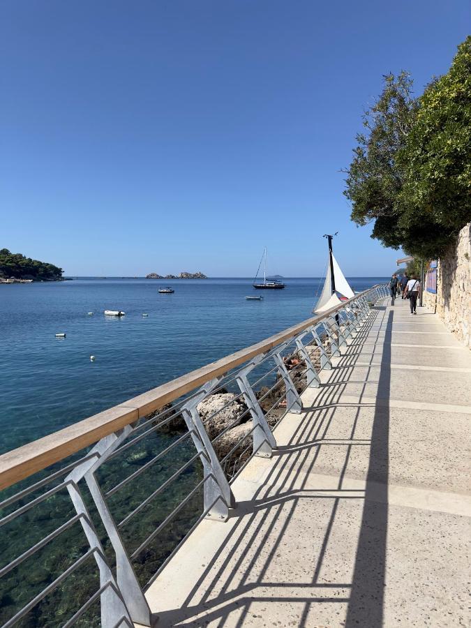 Dubrovnik Apartments Beach Front One Bedroom (Adults Only) Экстерьер фото